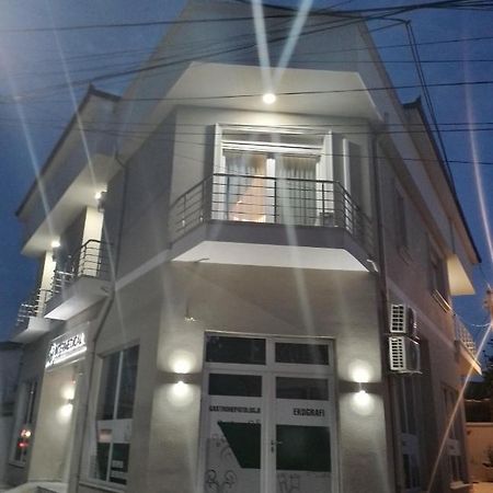 Ajilin Hotel Rooms Κορυτσά Εξωτερικό φωτογραφία