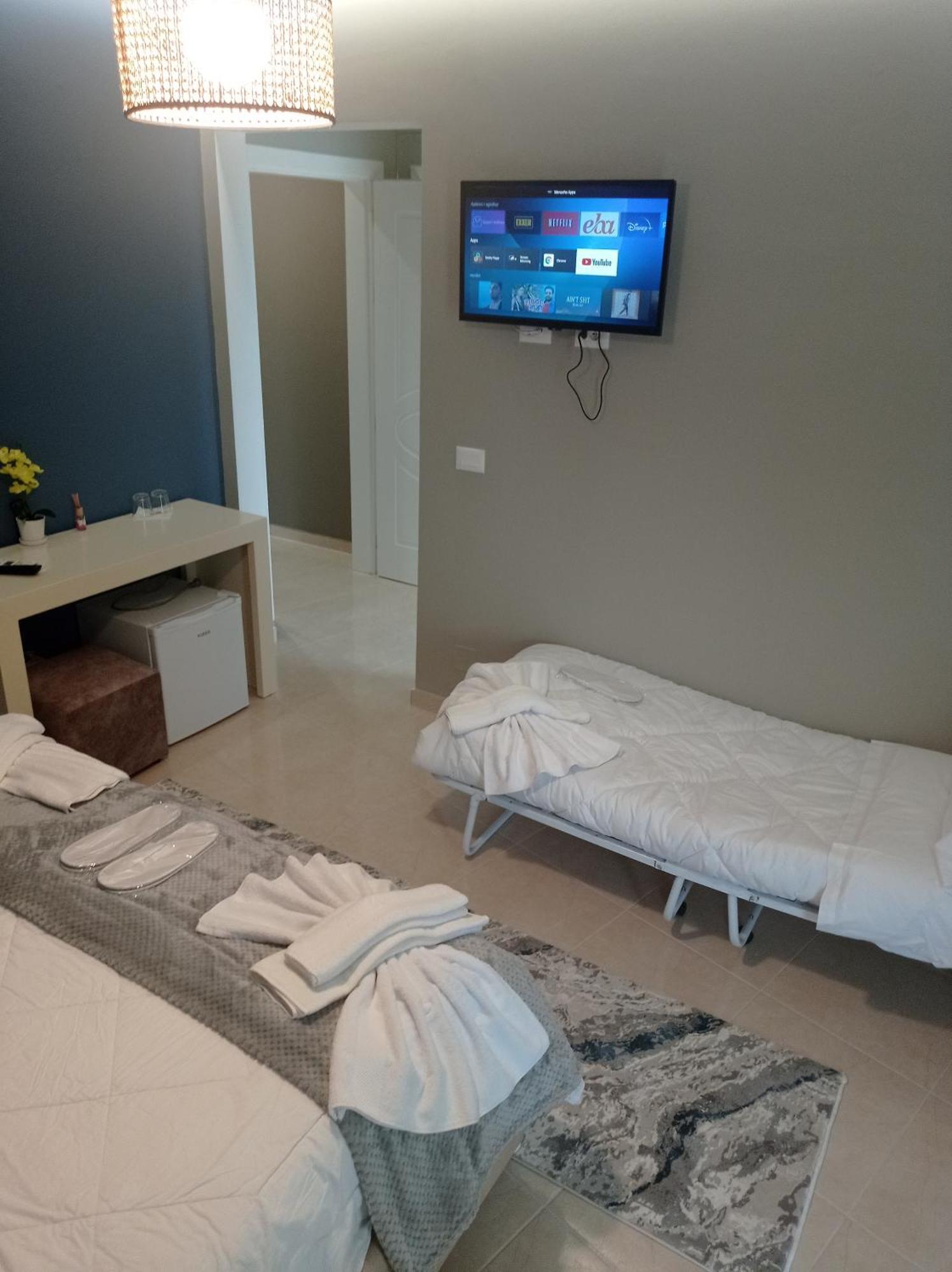 Ajilin Hotel Rooms Κορυτσά Δωμάτιο φωτογραφία
