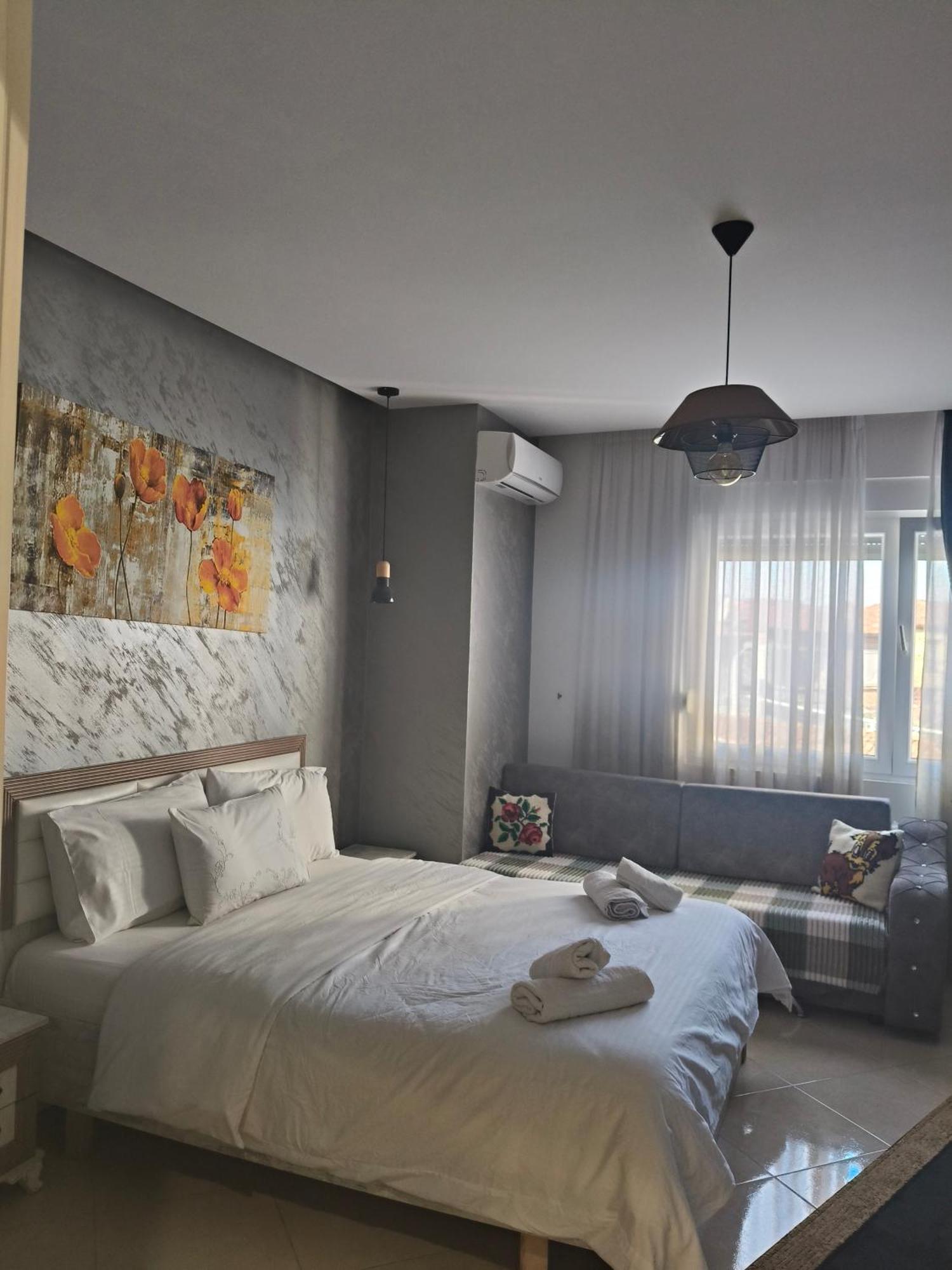 Ajilin Hotel Rooms Κορυτσά Δωμάτιο φωτογραφία