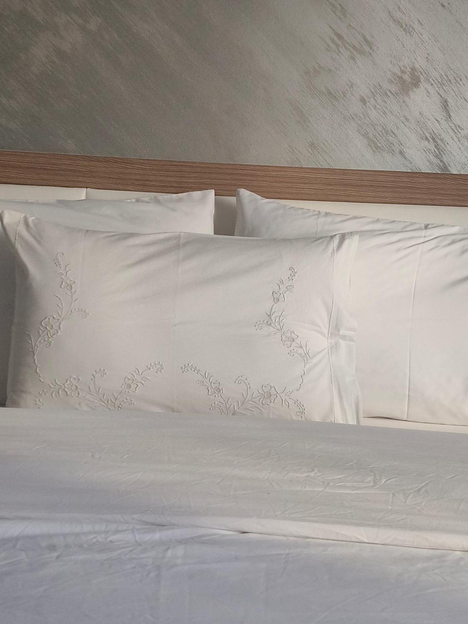 Ajilin Hotel Rooms Κορυτσά Δωμάτιο φωτογραφία
